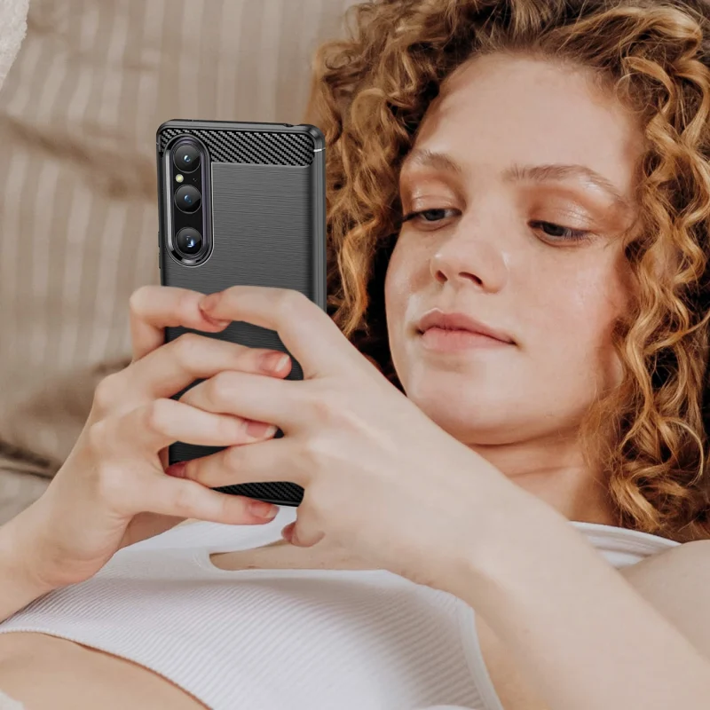 Carbon Case etui do Sony Xperia 1 V elastyczny silikonowy karbonowy pokrowiec czarne - obrazek 7