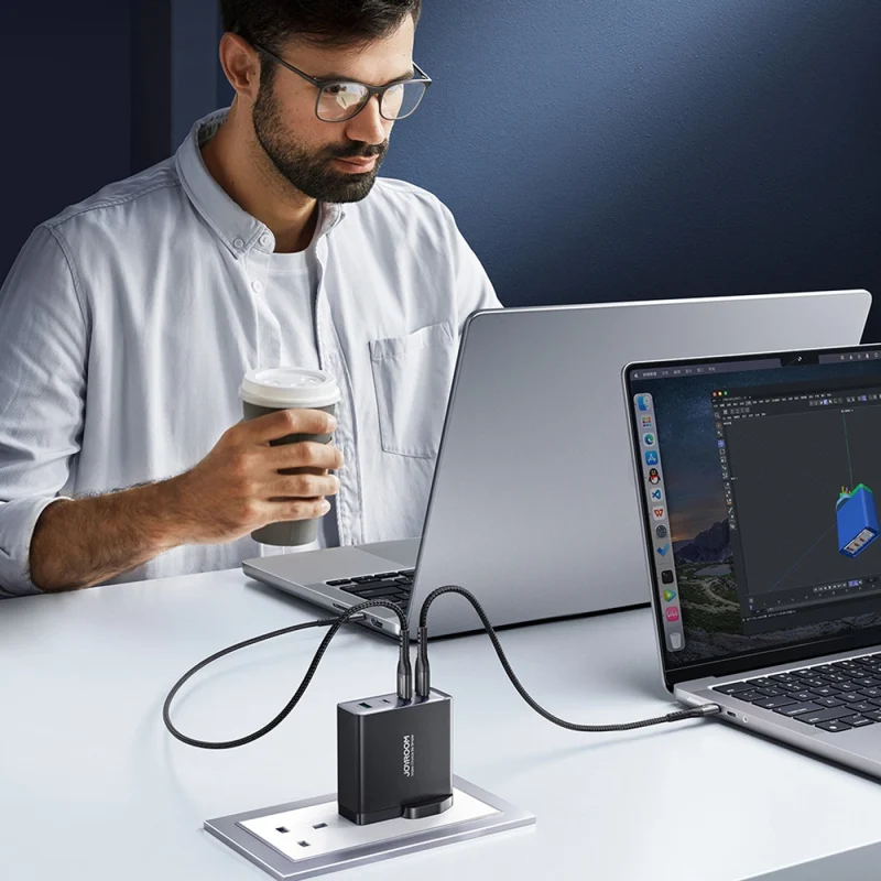 Szybka ładowarka sieciowa GaN 140W 3 x USB-C / USB-A Joyroom JR-TCG05EU - czarna + kabel USB-C - USB-C 240W 1.2m - obrazek 10