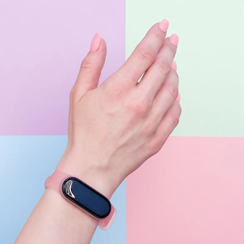 Zamienna silikonowa opaska pasek do Xiaomi Mi Band 5/6 złoty - obrazek 6