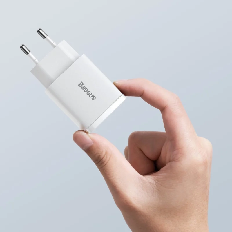 Szybka ładowarka sieciowa USB-A / USB-C Baseus Compact CCXJ-B02 20W 3A PD QC 3.0 - biała - obrazek 7