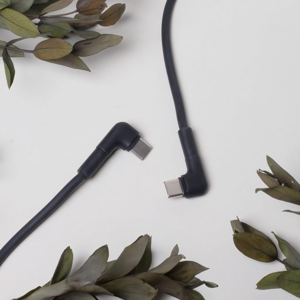 Maxlife kabel kątowy MXUC-09 USB-C - USB-C 1,0 m 60W czarny - obrazek 4